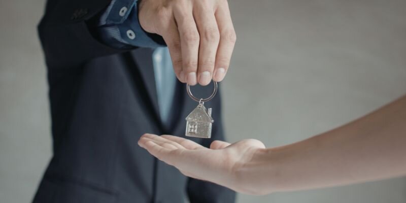 How to Transfer Ownership of a House Without Selling in Huntsville AL